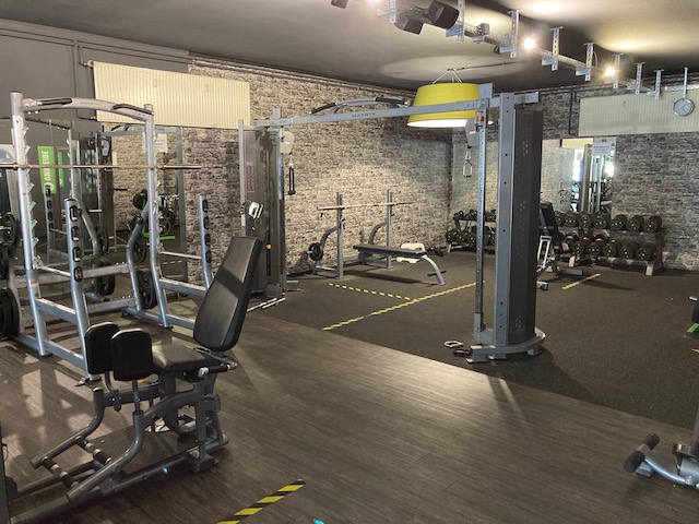 Fitnessstudio Hesel Freihanteltraining